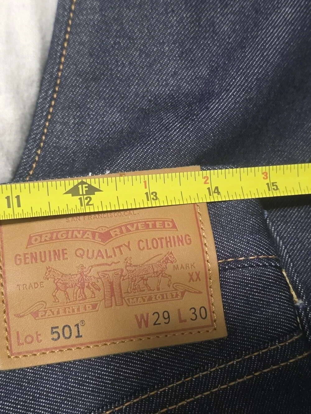 Levis Mens 501 Original Selvedge Jeans Hudson Rigid Dark Wash Size 29 X 30 NWT